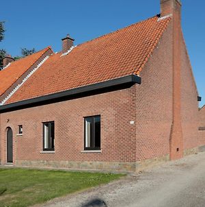 Villa Huisje Van De Meentocht Rumst Exterior photo