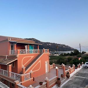 Villa Magda. Agios Georgios Pagon Exterior photo
