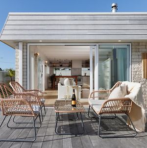 The Endless Summer Home - Beach And Town Location Mount Maunganui Exterior photo