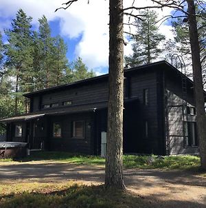 Kuhmit cottages Kuusamo Exterior photo