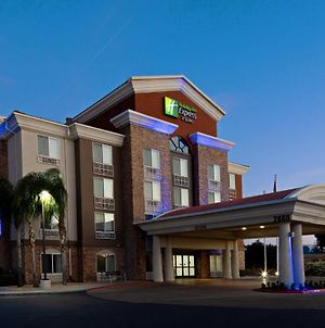 Holiday Inn Express Fresno South, An Ihg Hotel Exterior photo