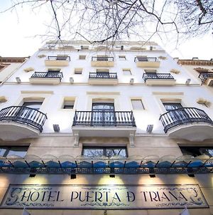 Hotel Petit Palace Puerta De Triana Sevilla Exterior photo