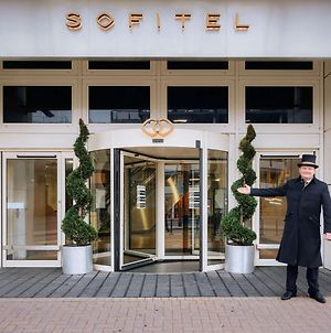 Hotel Sofitel London Gatwick Horley Exterior photo