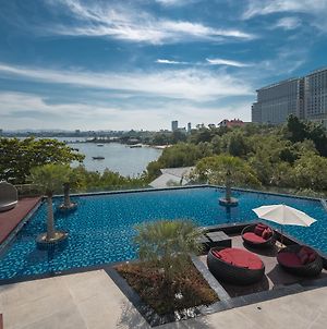 Way Hotel - SHA Plus Pattaya Exterior photo