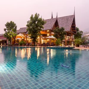 Naina Resort & Spa Patong Exterior photo
