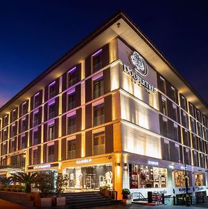 Hotel Doubletree By Hilton Istanbul - Old Town Exterior photo