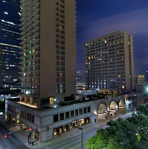 Hotel Fairmont Dallas Exterior photo