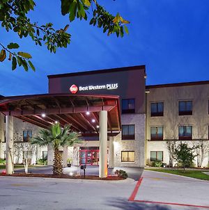 Best Western PLUS Austin Airport Inn&Suites Exterior photo