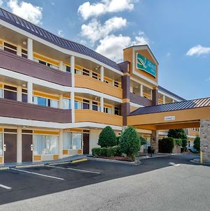 Quality Inn Airport South Charlotte Exterior photo