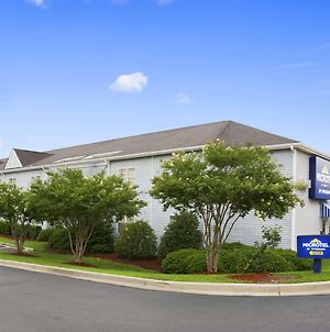 Microtel Inn By Wyndham Columbia Two Notch Road Area Exterior photo
