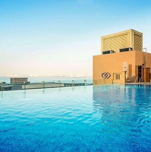 Hotel Sofitel Dubai Jumeirah Beach Exterior photo