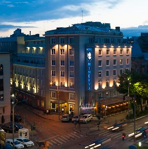 Hotel Minerva Bukarest Exterior photo