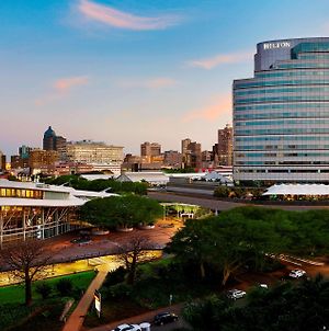Hotel Hilton Durban Exterior photo