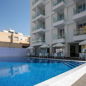 Best Western Plus Larco Hotel Larnaka Exterior photo