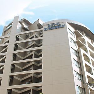 Hotel Kimberly Manila Exterior photo