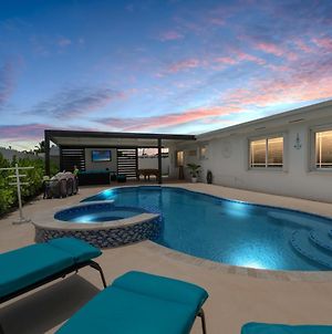 Villa Paradise In Miami 5Br 12Guest Heated Pool&Jacuzzi Hialeah Exterior photo