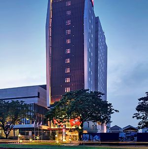 Hotel Ibis Gading Serpong Tangerang Exterior photo