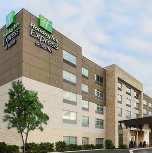 Holiday Inn Express & Suites Chicago O'Hare Airport Des Plaines Exterior photo