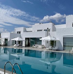 Villa Elia Waterfront Suites & Pool Korinth Exterior photo