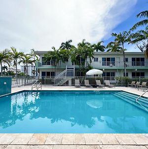 Hotel Tranquilo Fort Lauderdale Exterior photo