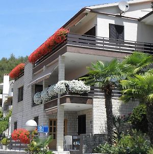 Apartments With A Parking Space Rabac, Labin - 13151 Exterior photo