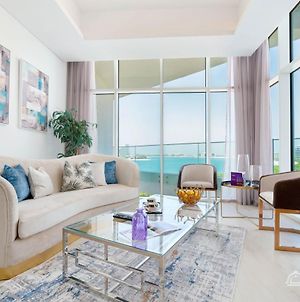 Dream Inn Apartments - Mina By Azizi Dubai Exterior photo