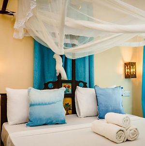 Hotel Emerald Palm Sansibar Exterior photo