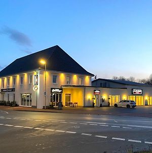Central Hotel Wagenfeld Exterior photo