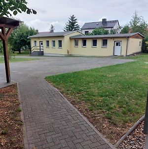 Ferienwohnung 2 Heinrich Heine Schule Bad Dürrenberg Exterior photo