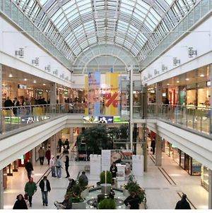 Ferienwohnung On Top Shopping Mall, 2 Metro Lines, Quiet München Exterior photo
