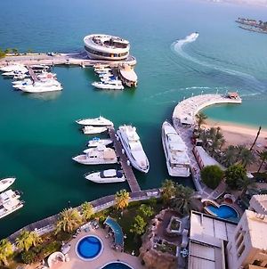 Sea View Flat Next To Fourseasons Hotel! Doha Exterior photo