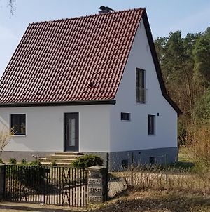 Villa Mecklenburgische Seenplatte - Saniertes und gemütliches Haus mit großem Garten und optionalem Steg Grosszerlang Exterior photo