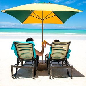Acajou Beach Resort Insel Insel Praslin Exterior photo