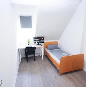 2 Zimmer Apartment für Mitarbeiter nahe Daimler Stuttgart Exterior photo