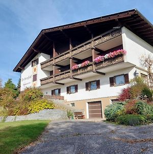 Ferienwohnung Haus Seeber by Globalimmoservice Millstatt am See Exterior photo