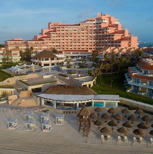 Omni Cancun Hotel And Villas Cancún Exterior photo
