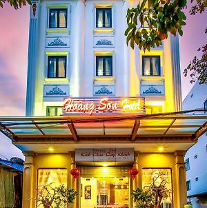 Hotel Khach San Hoang Son Côn Đảo Exterior photo