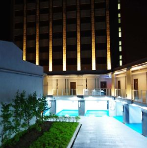 Hoya Resort Hotel Kaohsiung Exterior photo