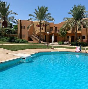 Lovely 1 Bedroom Chalet With A Pool At Stella Makadi Hurghada Exterior photo