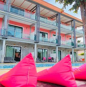 Pinky Bungalow Resort - SHA Extra Plus Ko Lanta Exterior photo