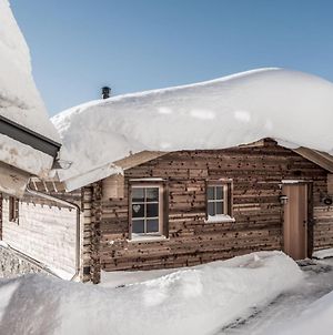 Aadla Walser-Chalets Mit Privater Sauna, Hotpot Und Hotelservice Schröcken Exterior photo