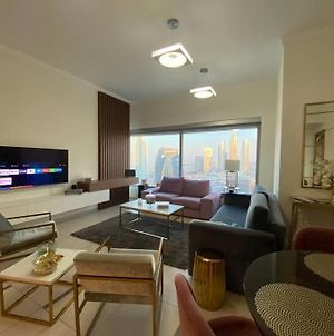 Luxurious Apartment In The Heart Of Dubai With Burj Khalifa View Exterior photo
