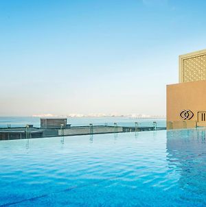 Hotel Sofitel Dubai Jumeirah Beach Exterior photo