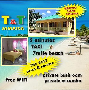 T&T - Tatty And Tony Guesthouse Negril Exterior photo