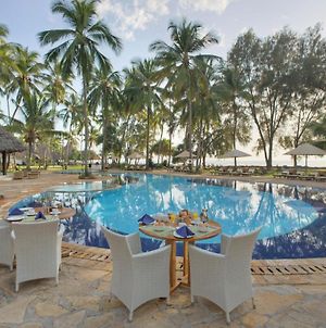 Bluebay Beach Resort&Spa Kiwengwa (Zanzibar) Exterior photo