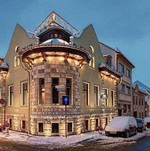 Hotel Schuster Boarding House Brașov Exterior photo