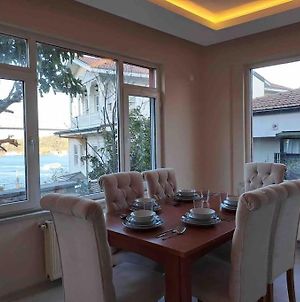 Villa 4Bedrom House In A Luxe Area W Amazing View Istanbul Exterior photo