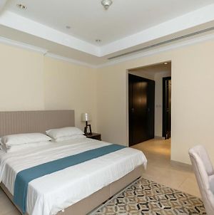 Lovely One Bedroom Apartment Porto Arabia, The Pearl Qatar Doha Exterior photo