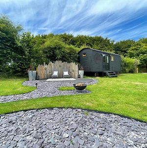 Hotel Unique Escape In Gorgeous Shepherds Hut With Views Camelford Exterior photo