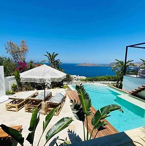 6 Bedroom Luxury Mansion In Yalikavak With Stunning Sea View Spacious Garden Exterior photo